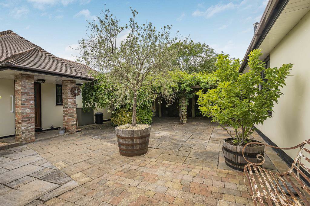 Stretham Road, Wilburton, Ely, photo 46
