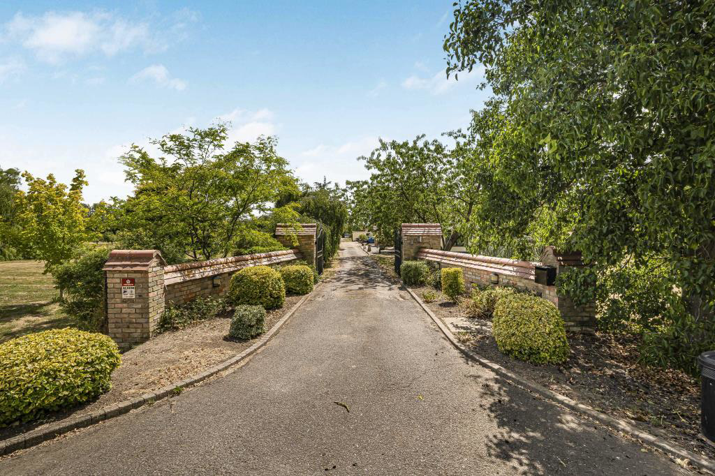 Stretham Road, Wilburton, Ely, photo 44