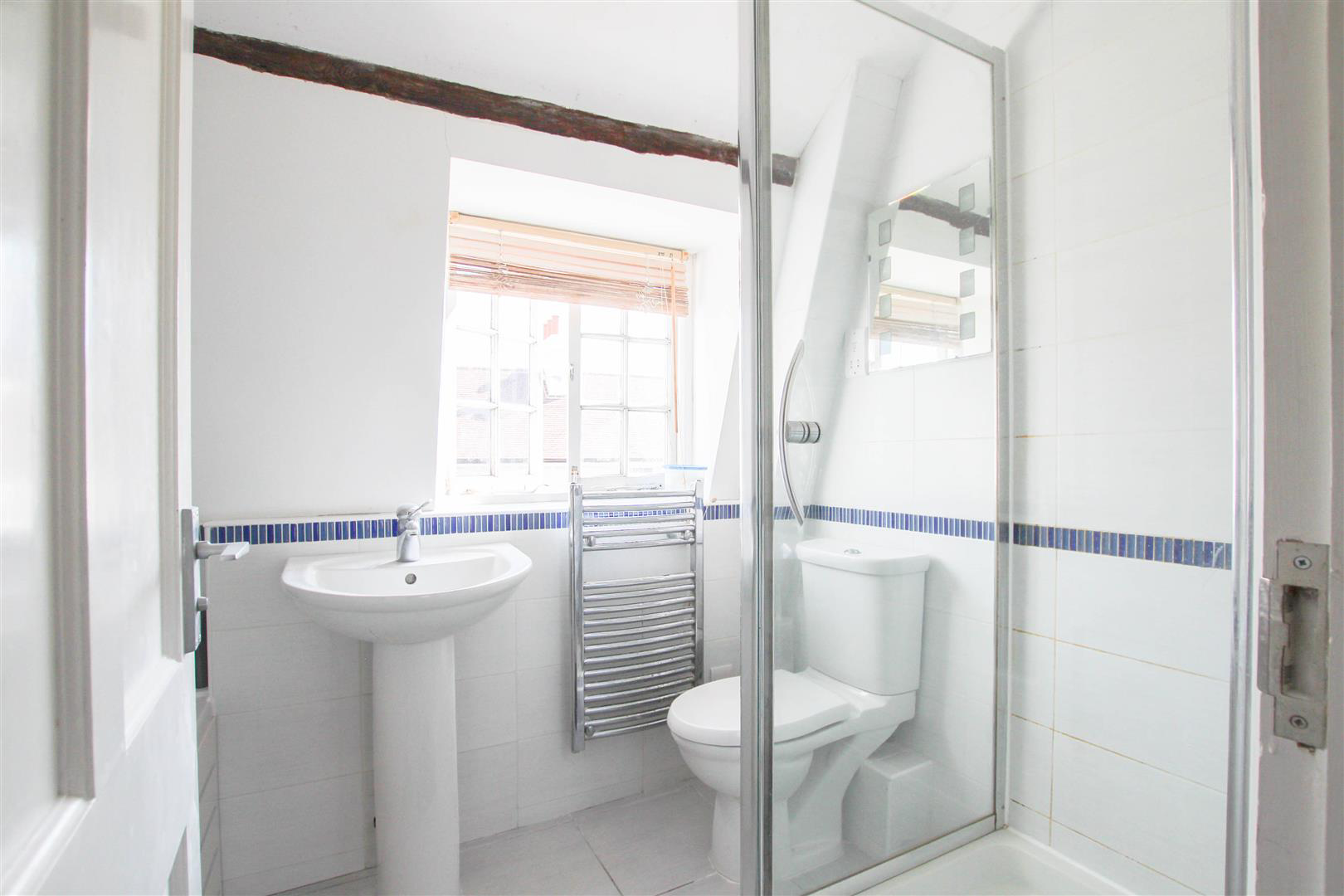 White Horse Apartments, Hill Street, Saffron Walden, photo 5