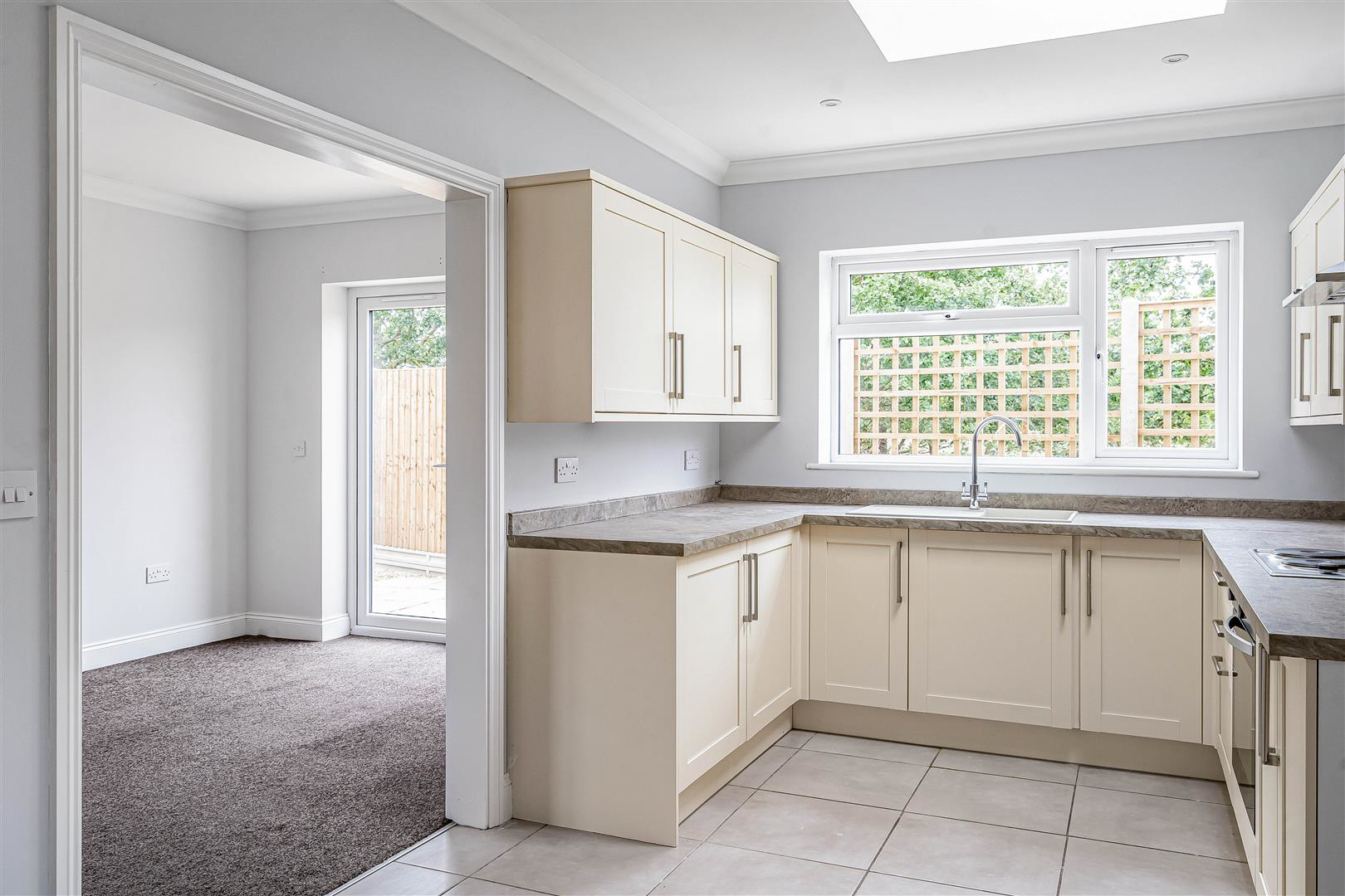 Clements Way, Beck Row, photo 7