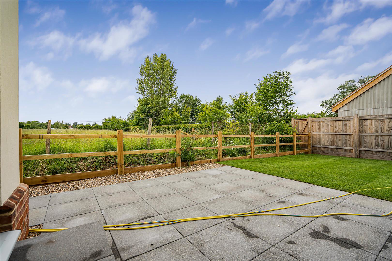 Wicken Road, Clavering, photo 28