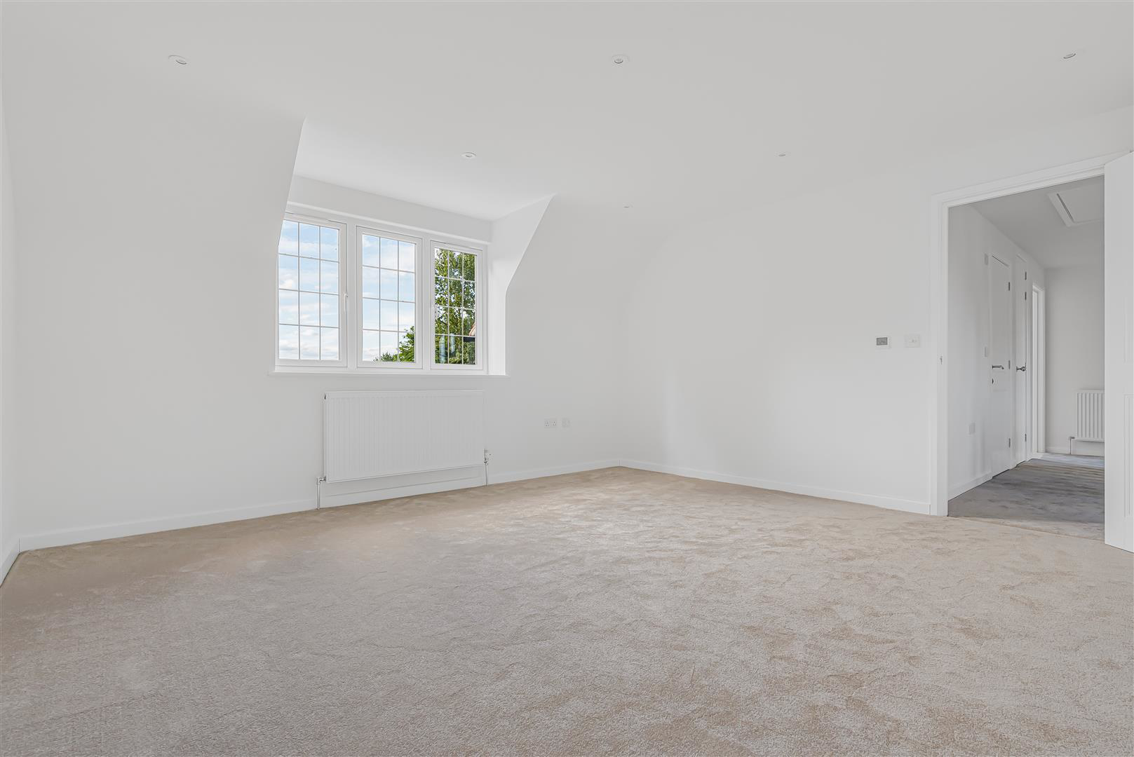 Wicken Road, Clavering, photo 15