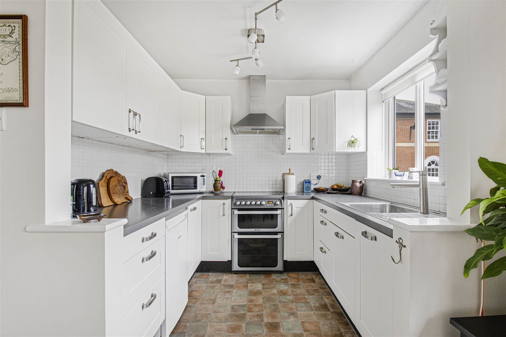 Farmadine Court, Saffron Walden, photo 8