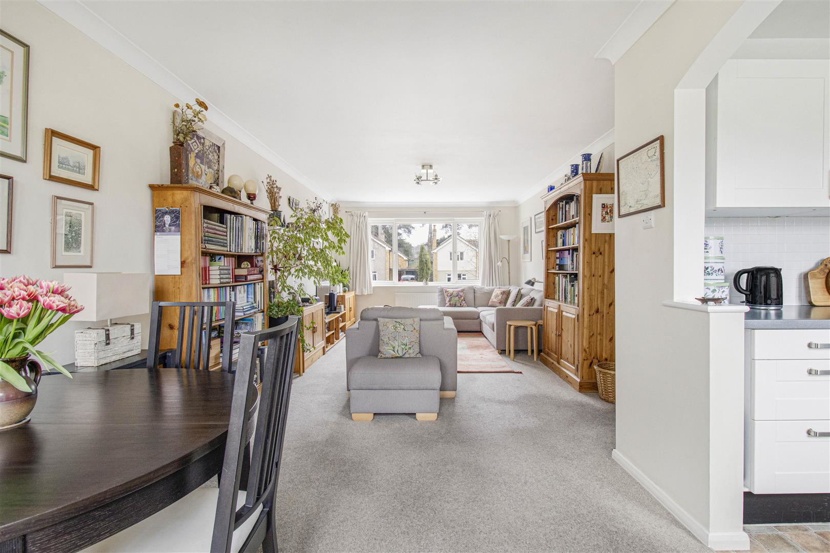 Farmadine Court, Saffron Walden, photo 2