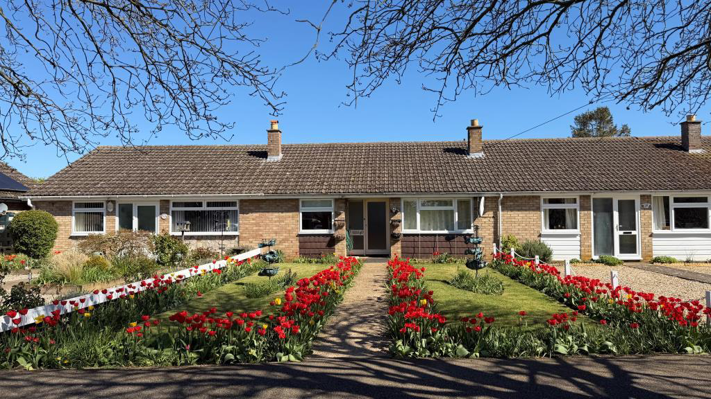 Linden Way, Haddenham, Ely