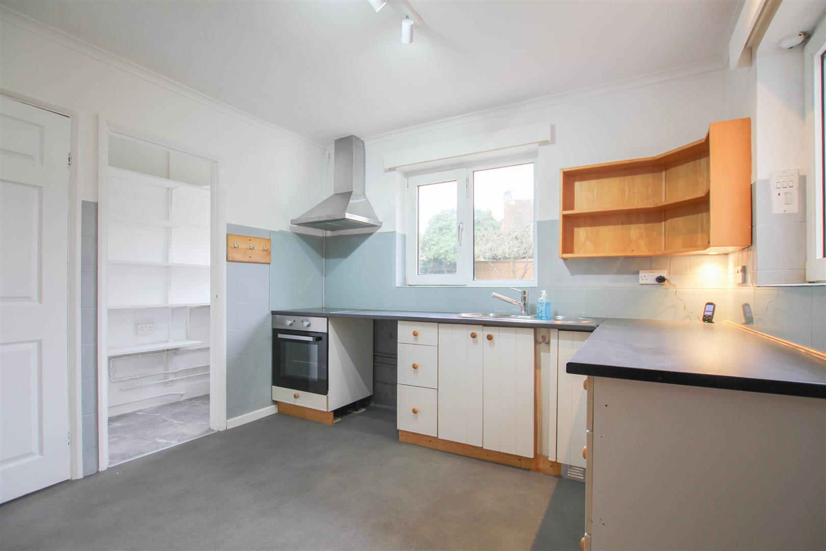 Margaret Way, Saffron Walden, photo 3
