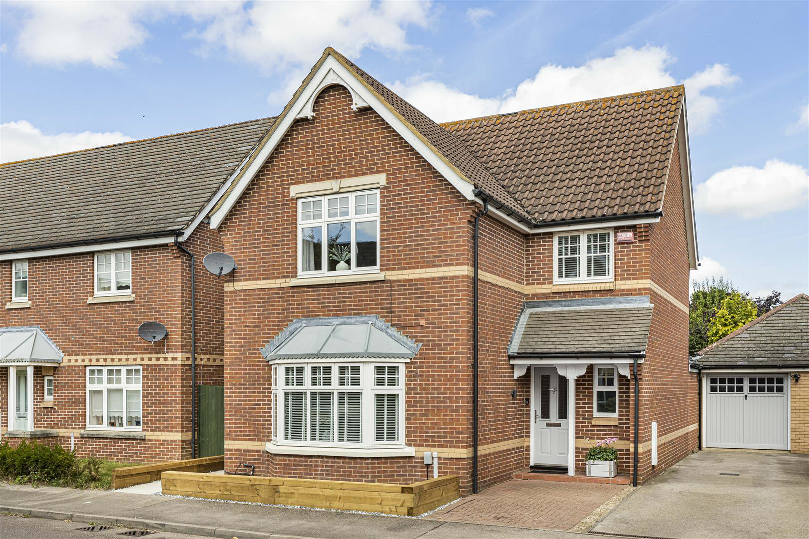 Pyrethrum Way, Willingham
