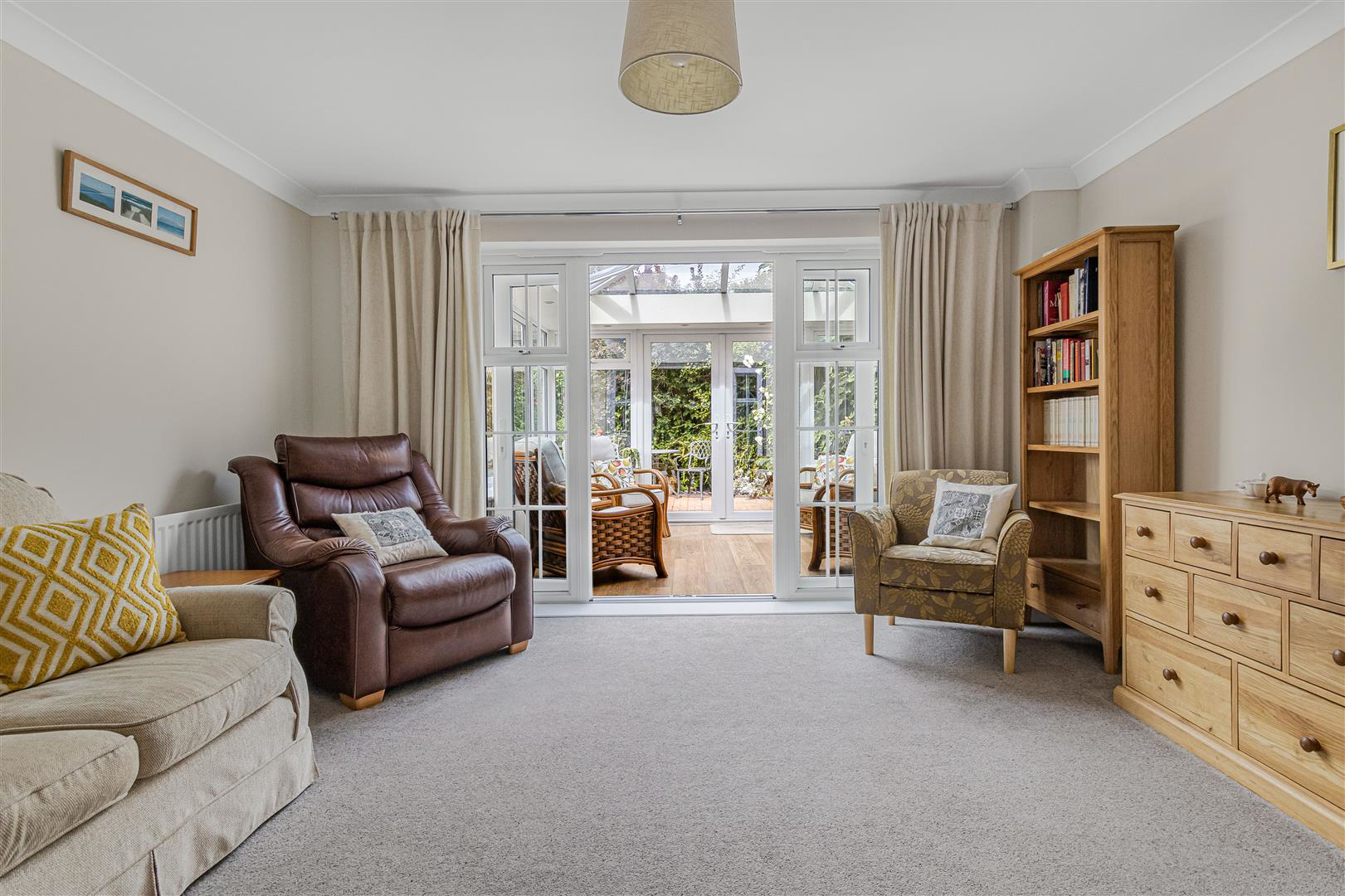 Crawley Hobbs Close, Saffron Walden, photo 2