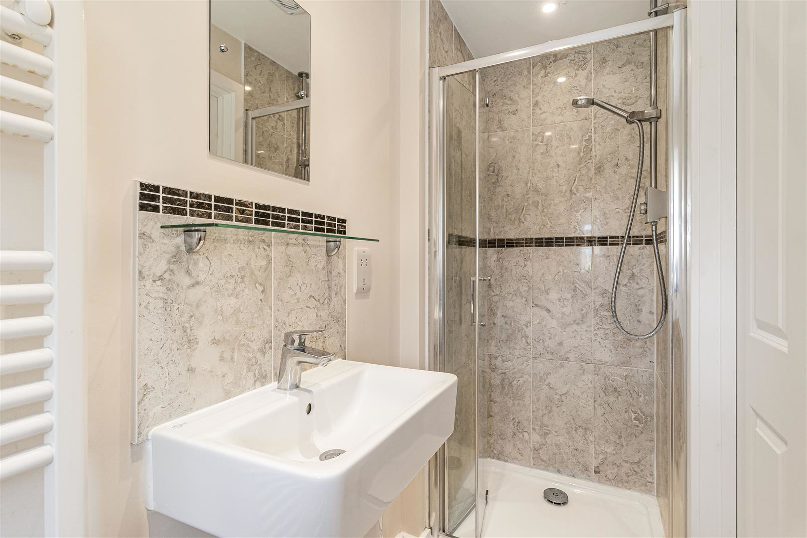 Crawley Hobbs Close, Saffron Walden, photo 11