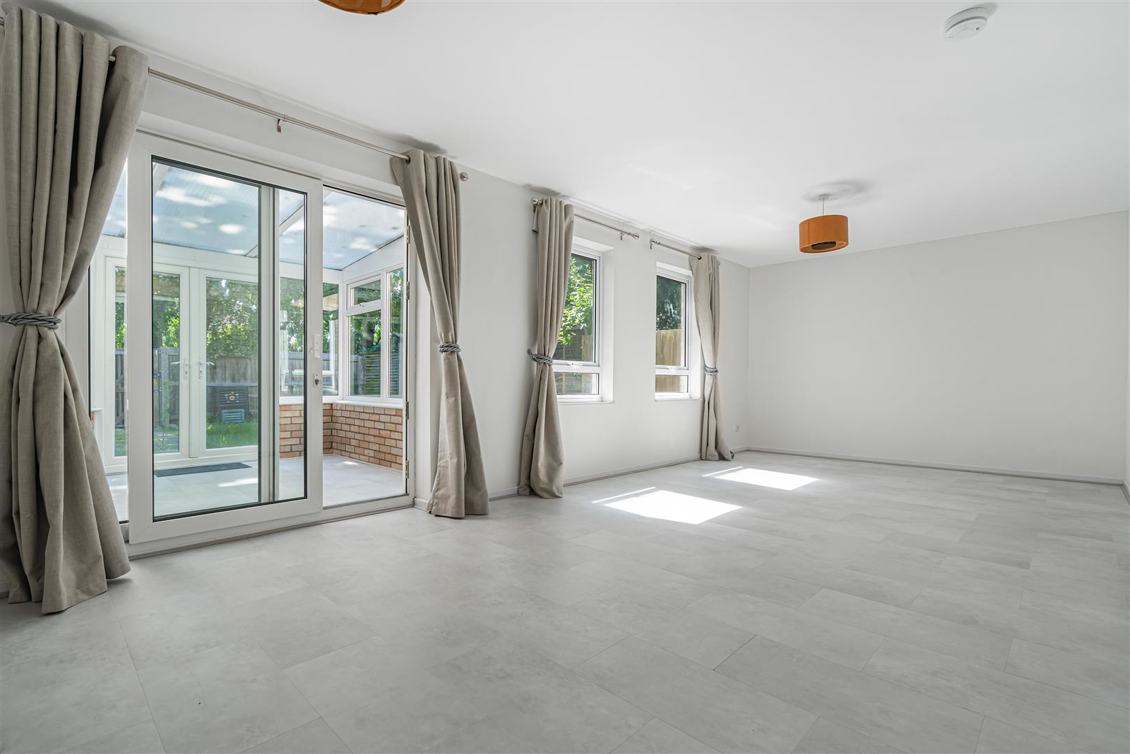 Arran Close, Cambridge, photo 2