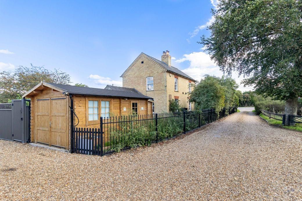 Ely Road, Chittering, photo 29