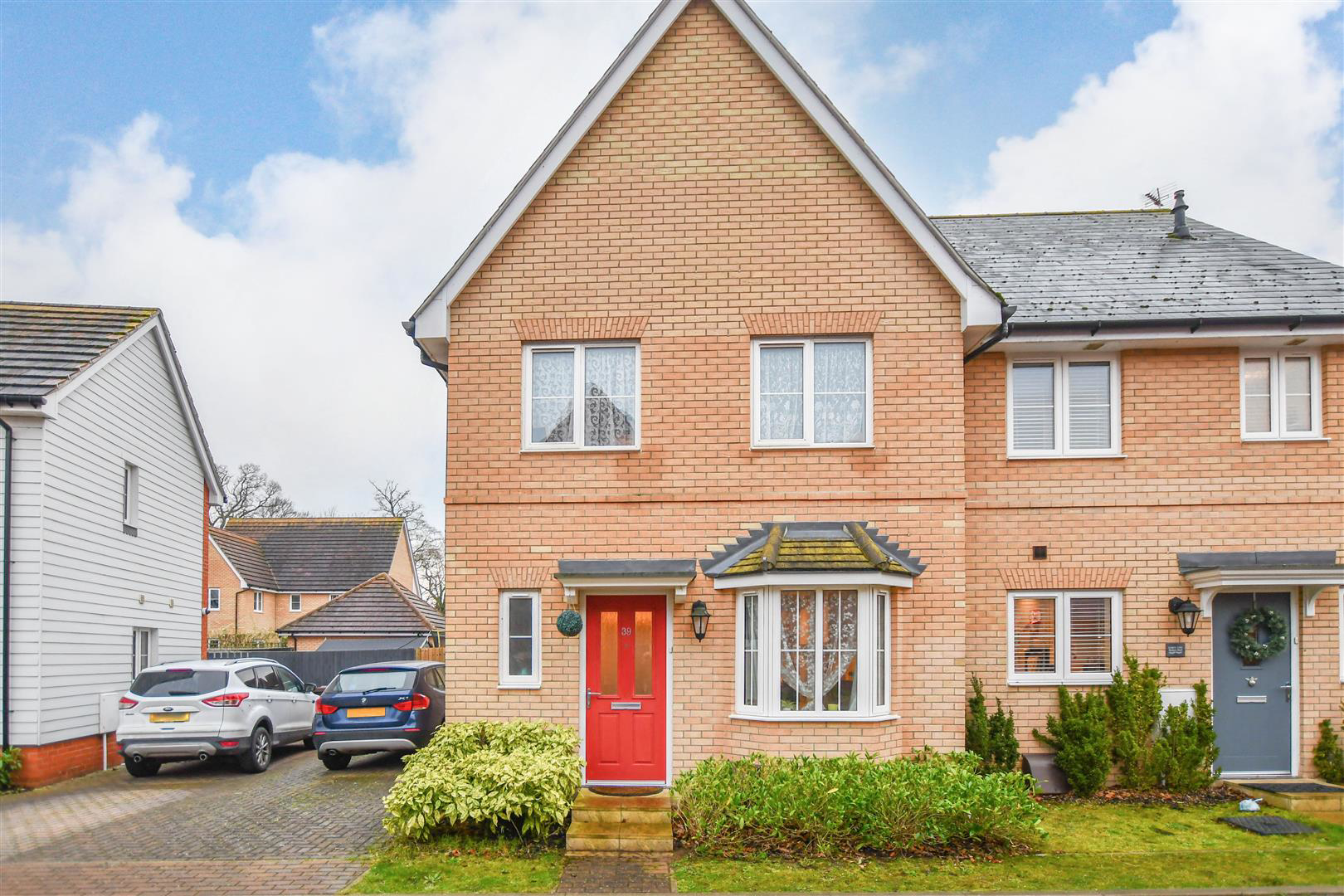 Burdock Road, Red Lodge