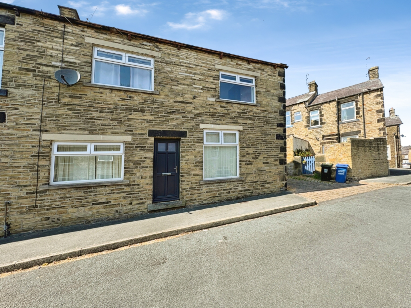 Russell Street, Skipton, photo 2