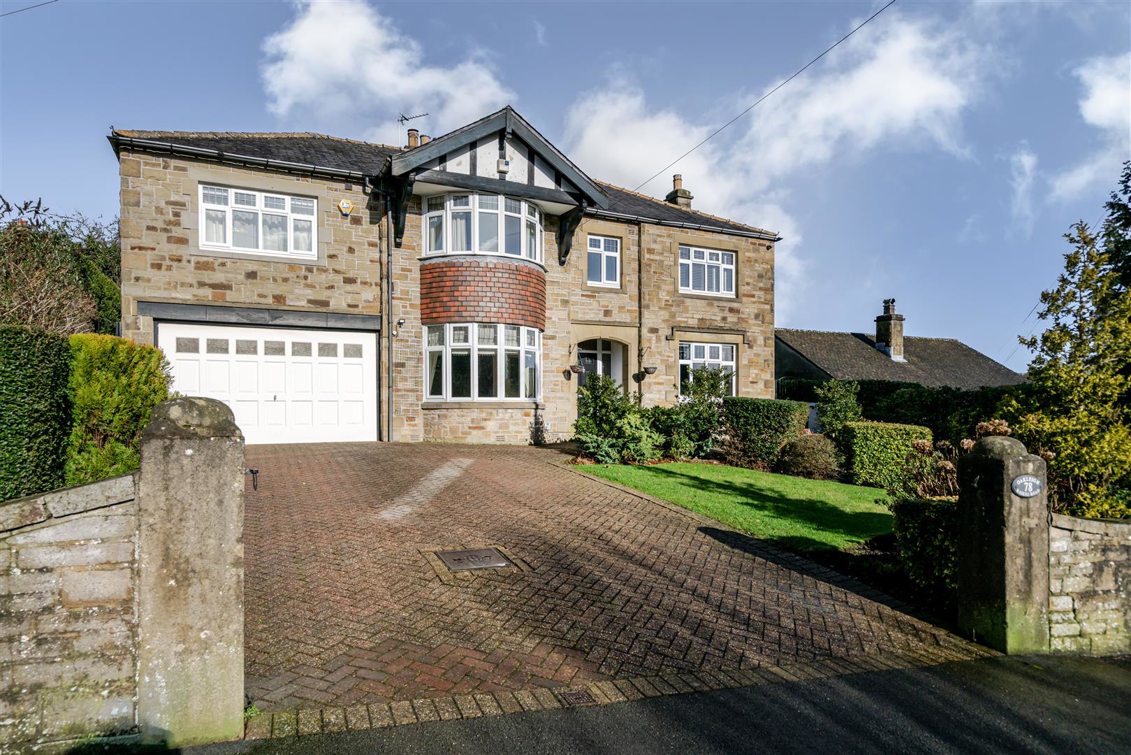 Oakleigh. Raikes Road, Skipton, photo 4