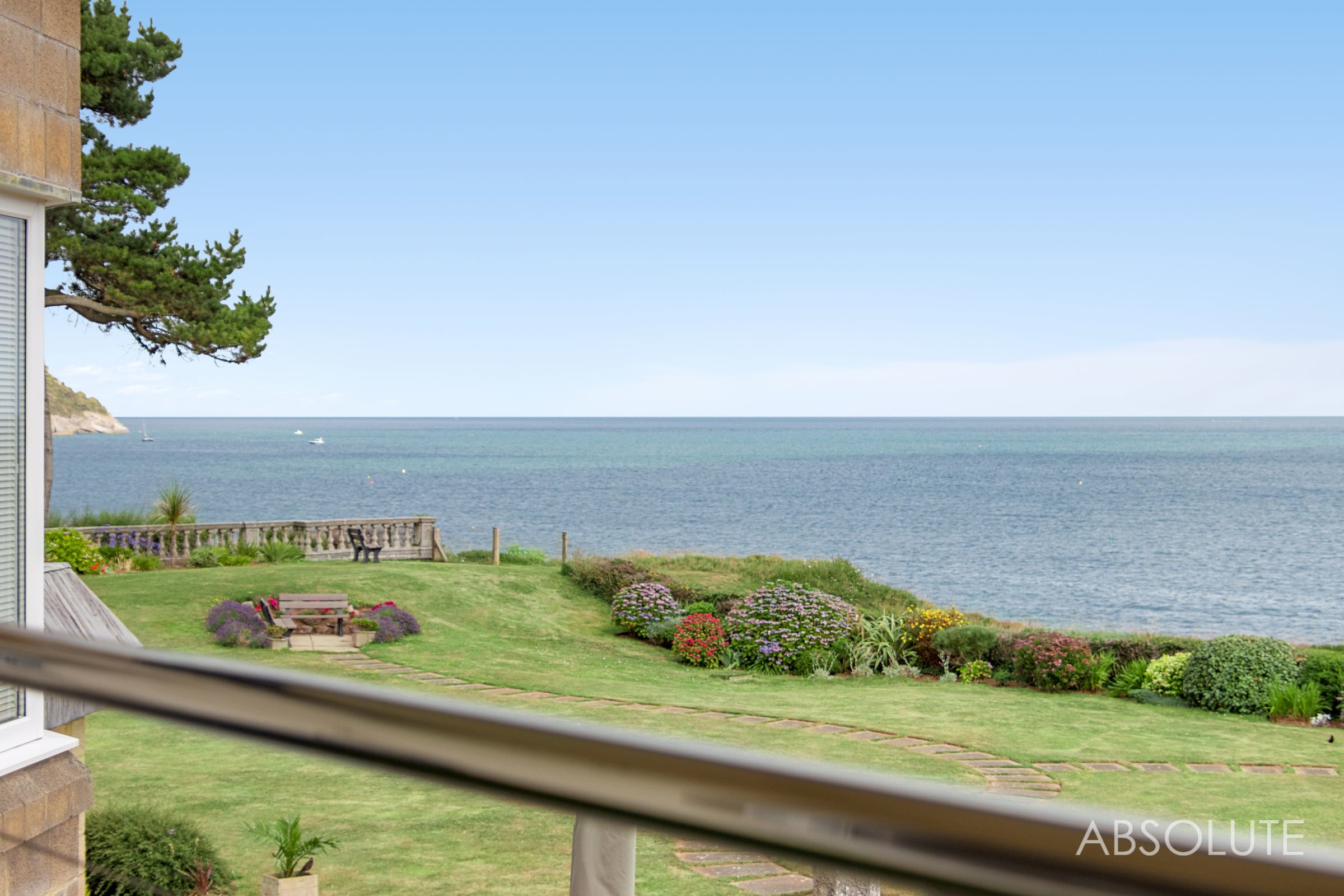 Cliff Road, Torquay, TQ2
