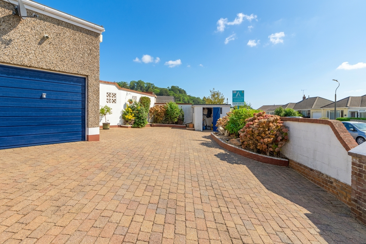Helens Mead Road, Torquay, TQ2, photo 16