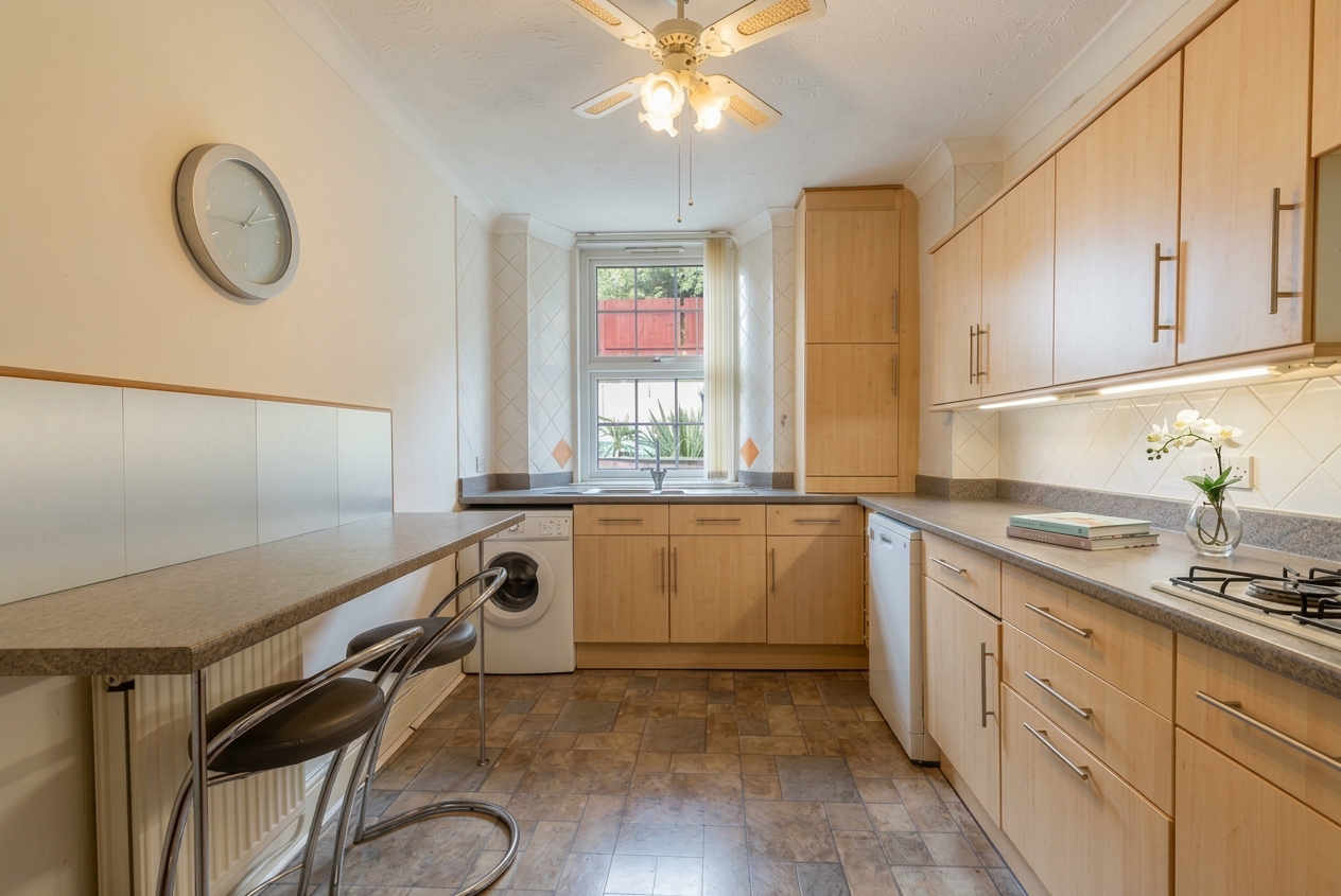 Lower Erith Road, Torquay, TQ1, photo 3