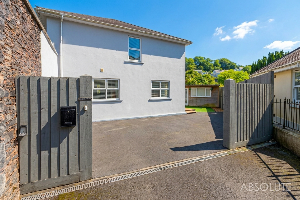 Lower Warberry Road, Torquay, TQ1