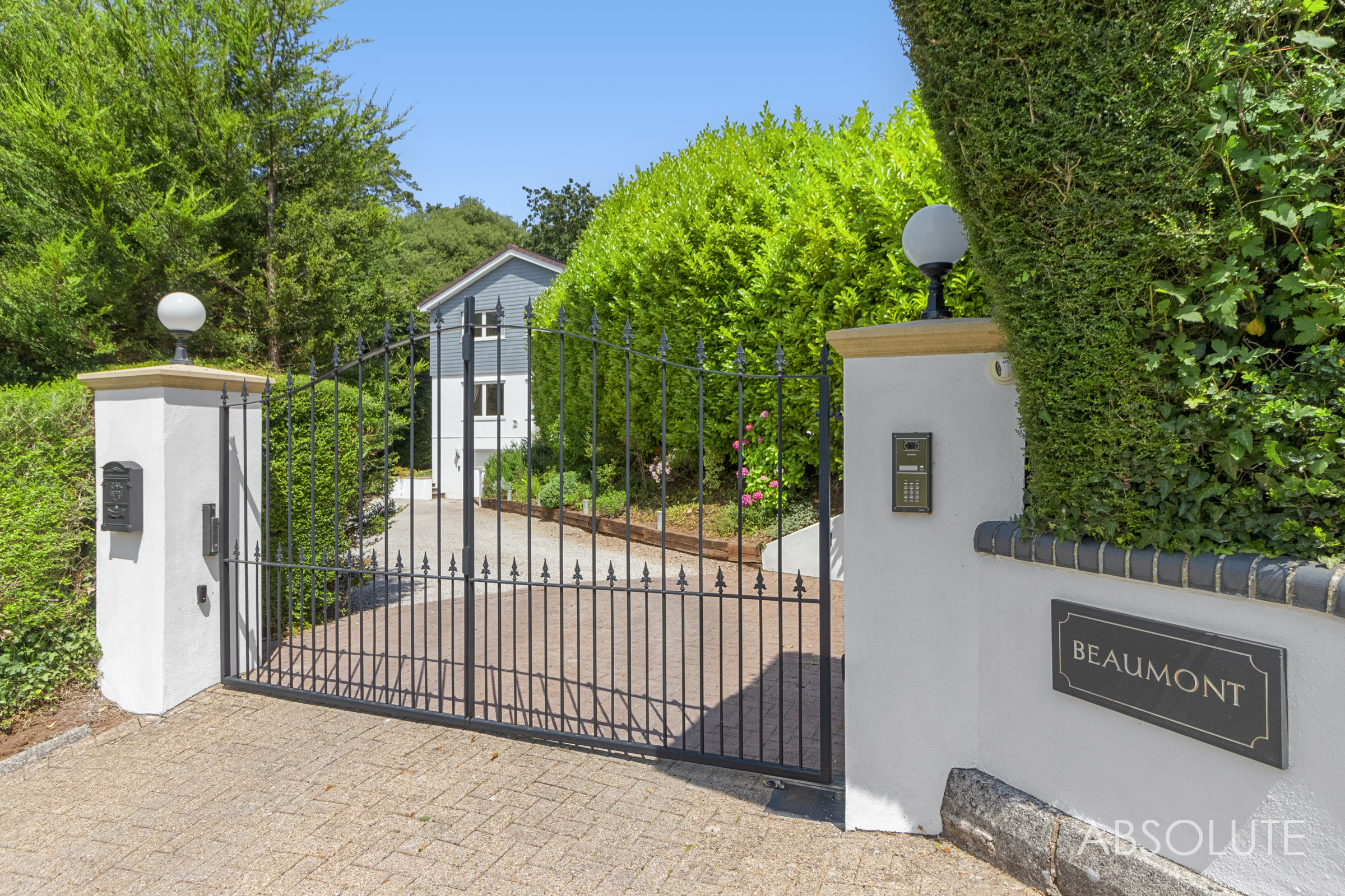 Watcombe Heights Road, Torquay, TQ1