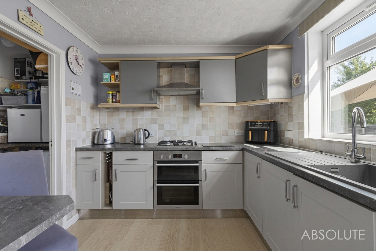Hughenden Manor, Woodend Road, TQ1, photo 3