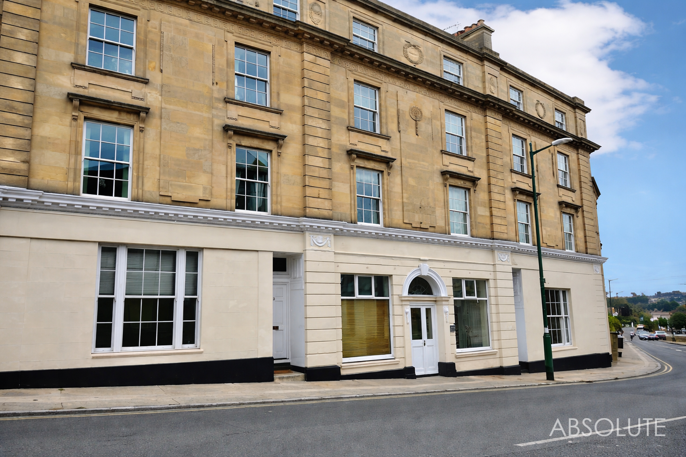 Babbacombe Road, Torquay, TQ1