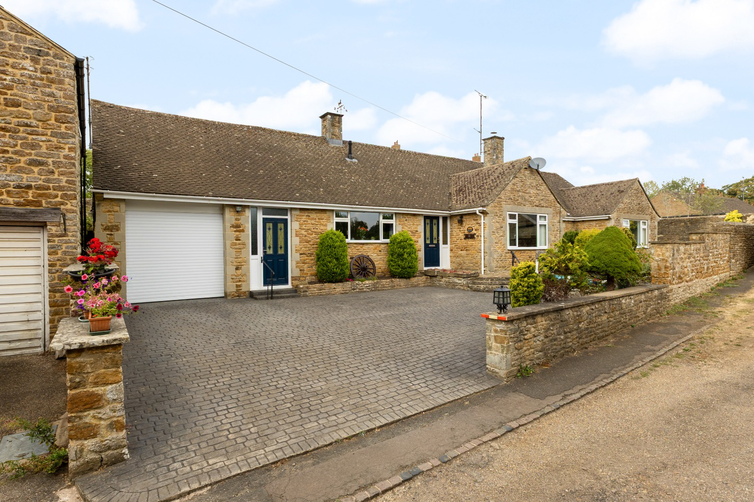 Astrop Road, Kings Sutton , Oxfordshire , OX17