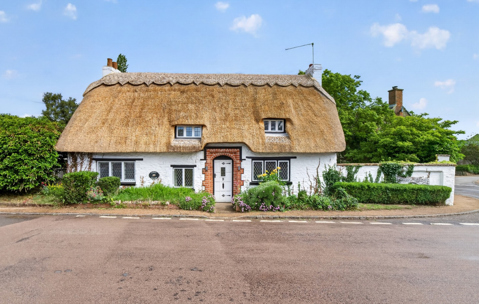 Bugbrooke Road, Gayton, Northamptonshire, NN7, photo 6
