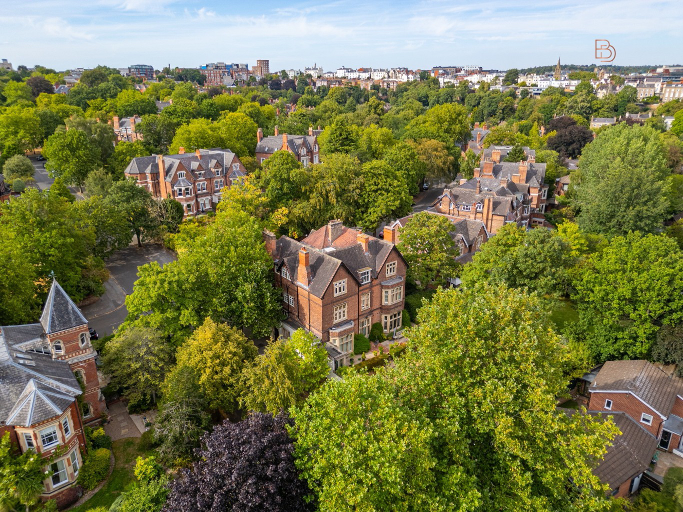 Cavendish Crescent South, photo 45