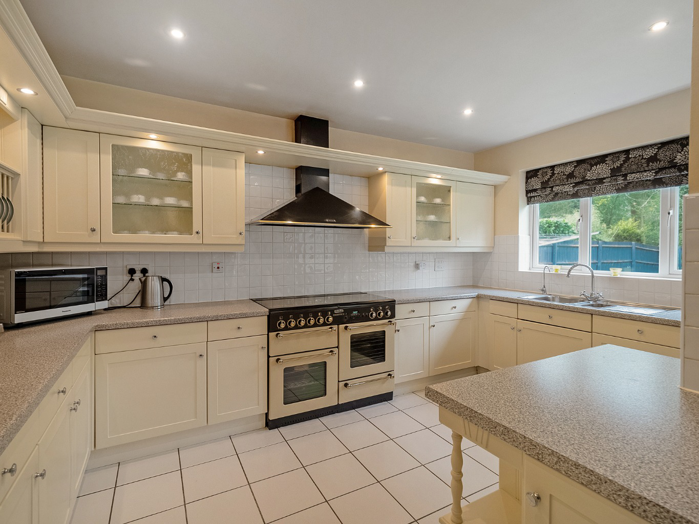 Chestnut Drive, Stretton Hall, Oadby, photo 9