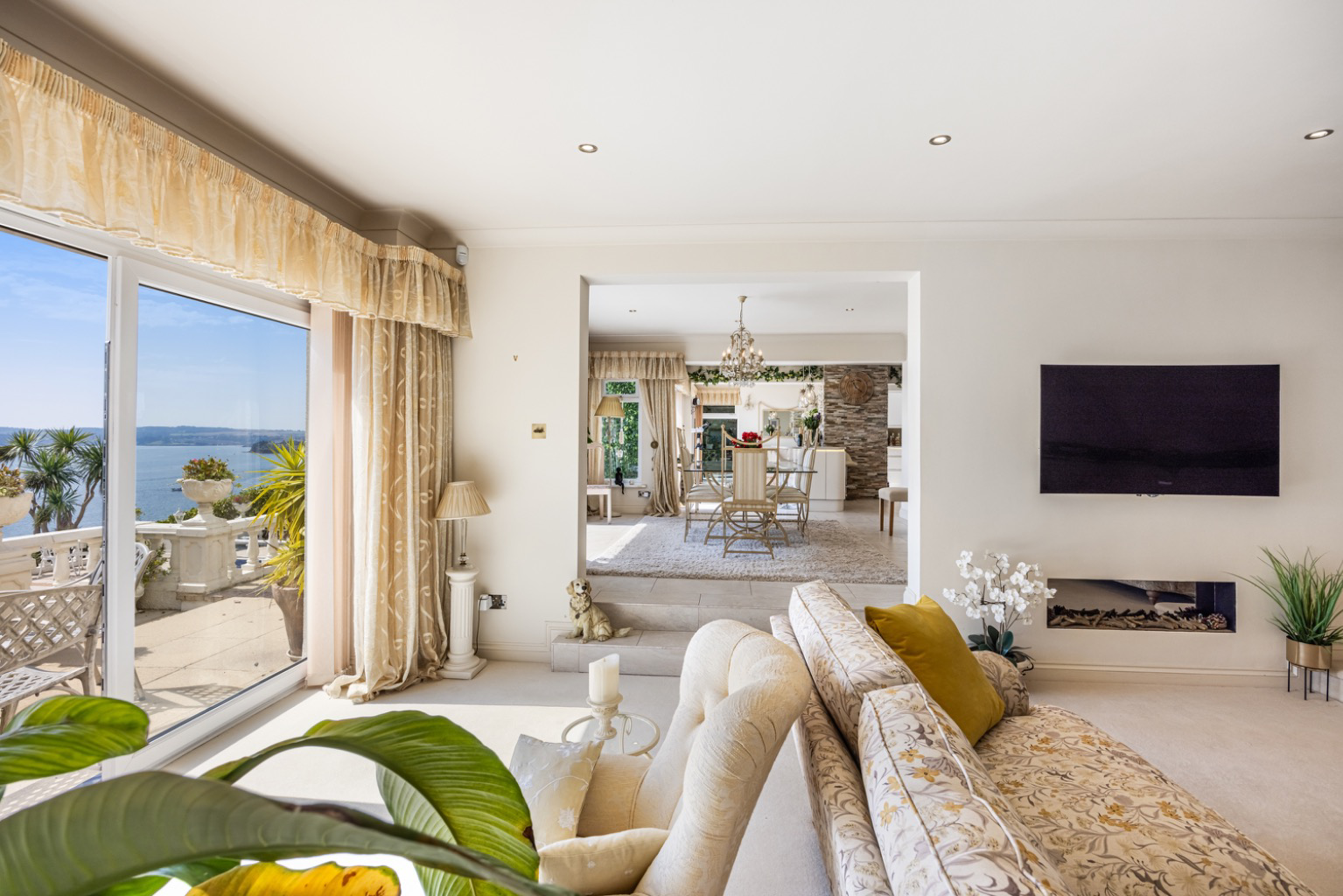 Mead Road, Livermead, Torquay, Devon, TQ2 6TF, photo 11