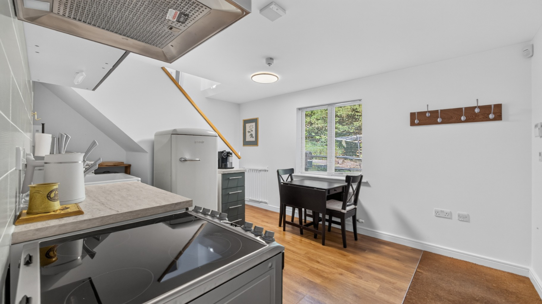 Farnham Road, Ewshot, Farnham, Hampshire, GU10 5AE, photo 36