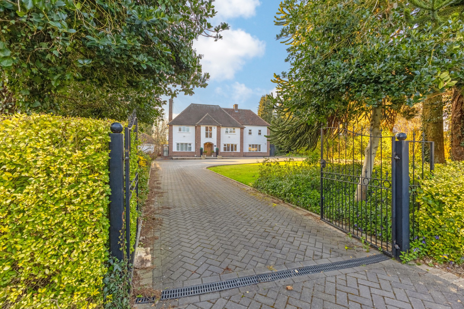 Southmeads Road, Oadby, LE2