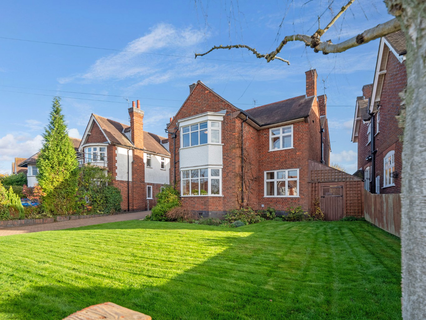 Link Road, Leicester, LE2