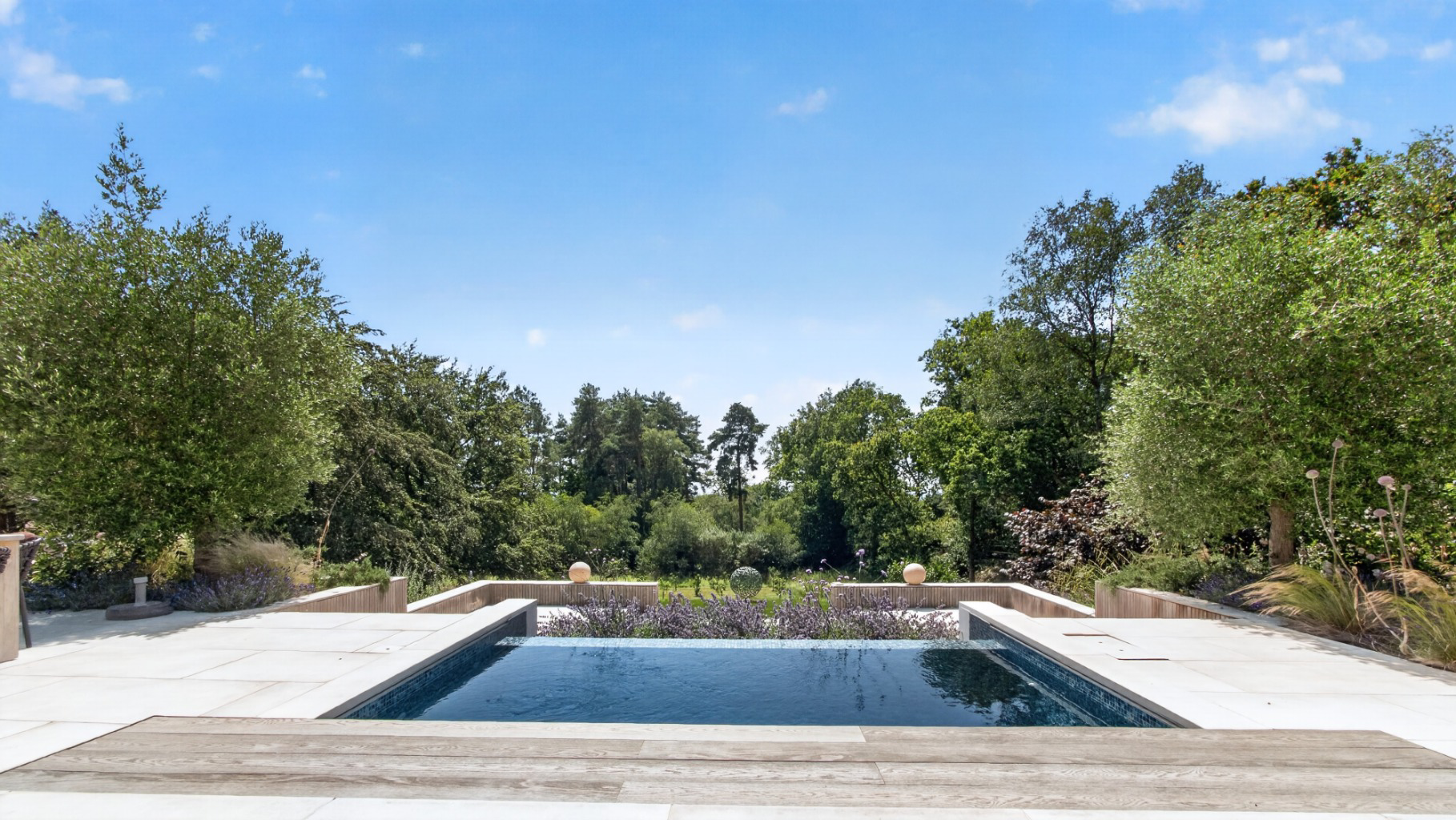 Farnham Road, Ewshot, Farnham, Hampshire, GU10 5AE, photo 2