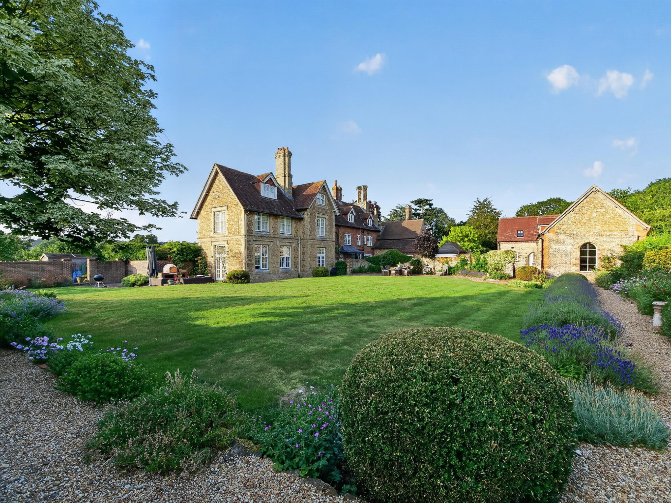 The Rookery Farm, The Street, Frensham, Farnham, Surrey, photo 43