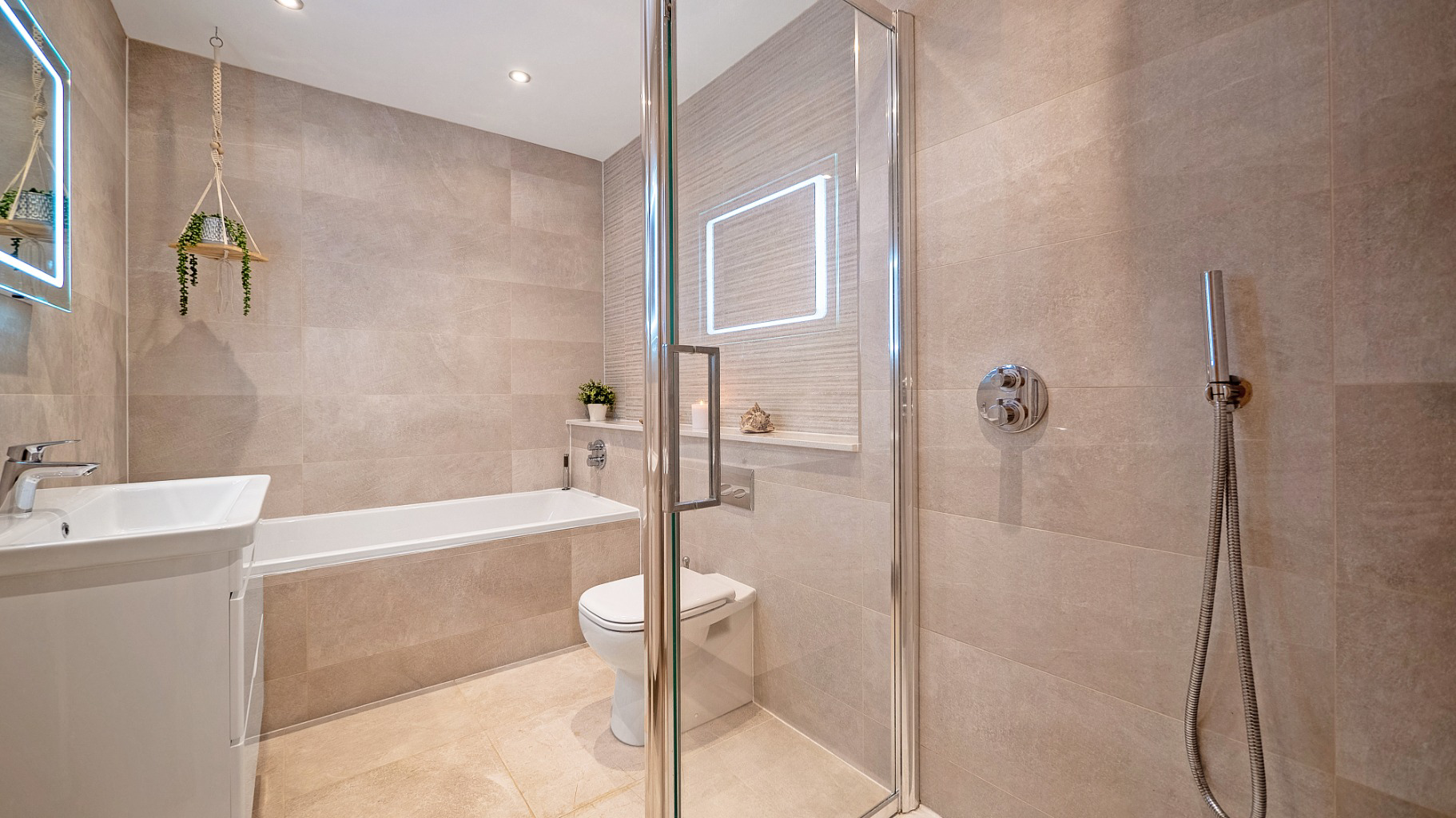 The Barracks, Hook, Hampshire, RG27 9NW, photo 13