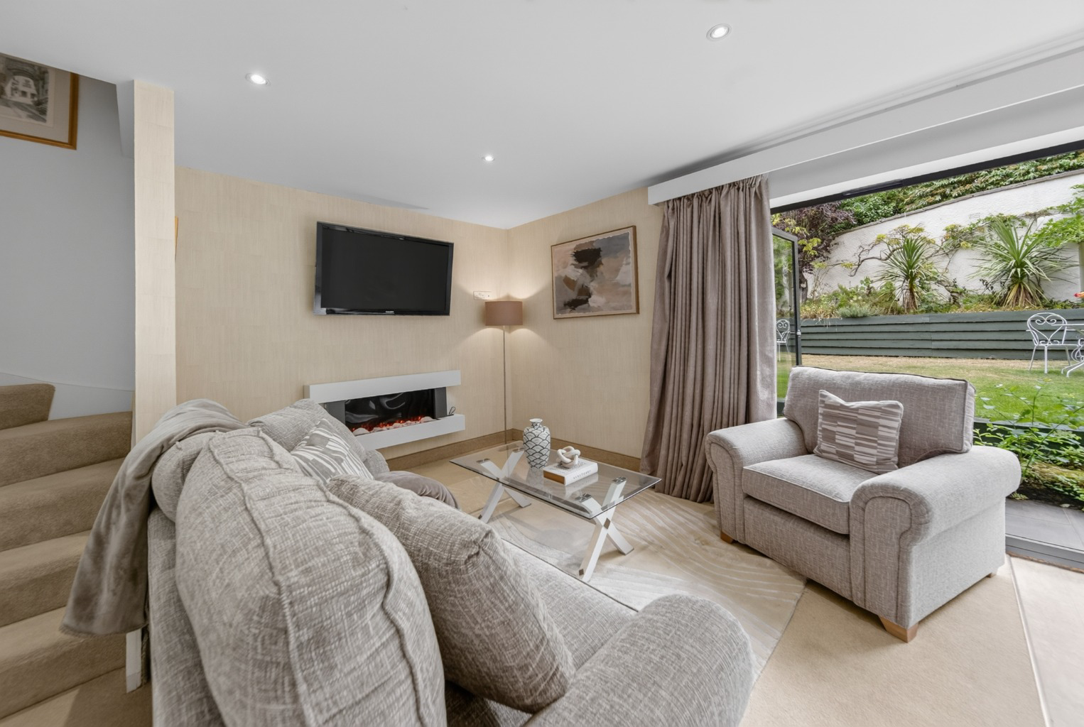 West bank, Alderley Edge, SK9, photo 8