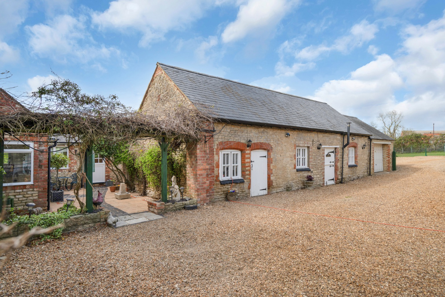 Springvale Farm, London Road, Bozeat, Northamptonshire, NN29, photo 47