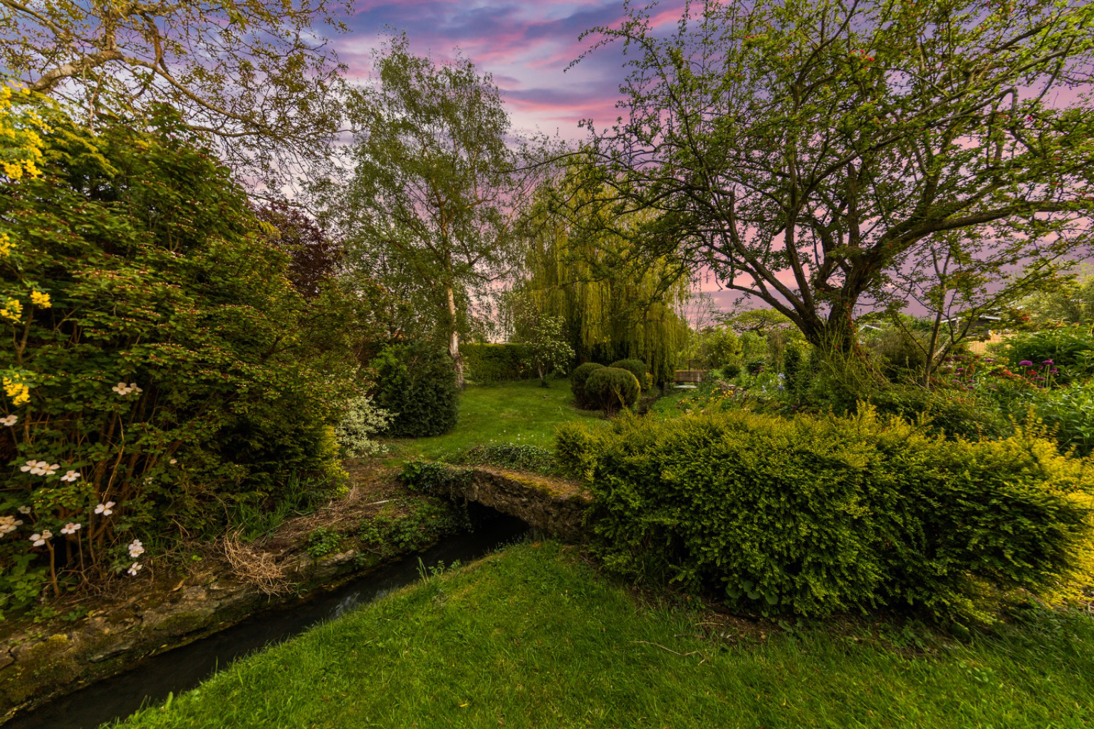 Pigeon Hill, Tiffield, Towcester, Northamptonshire, NN12, photo 40