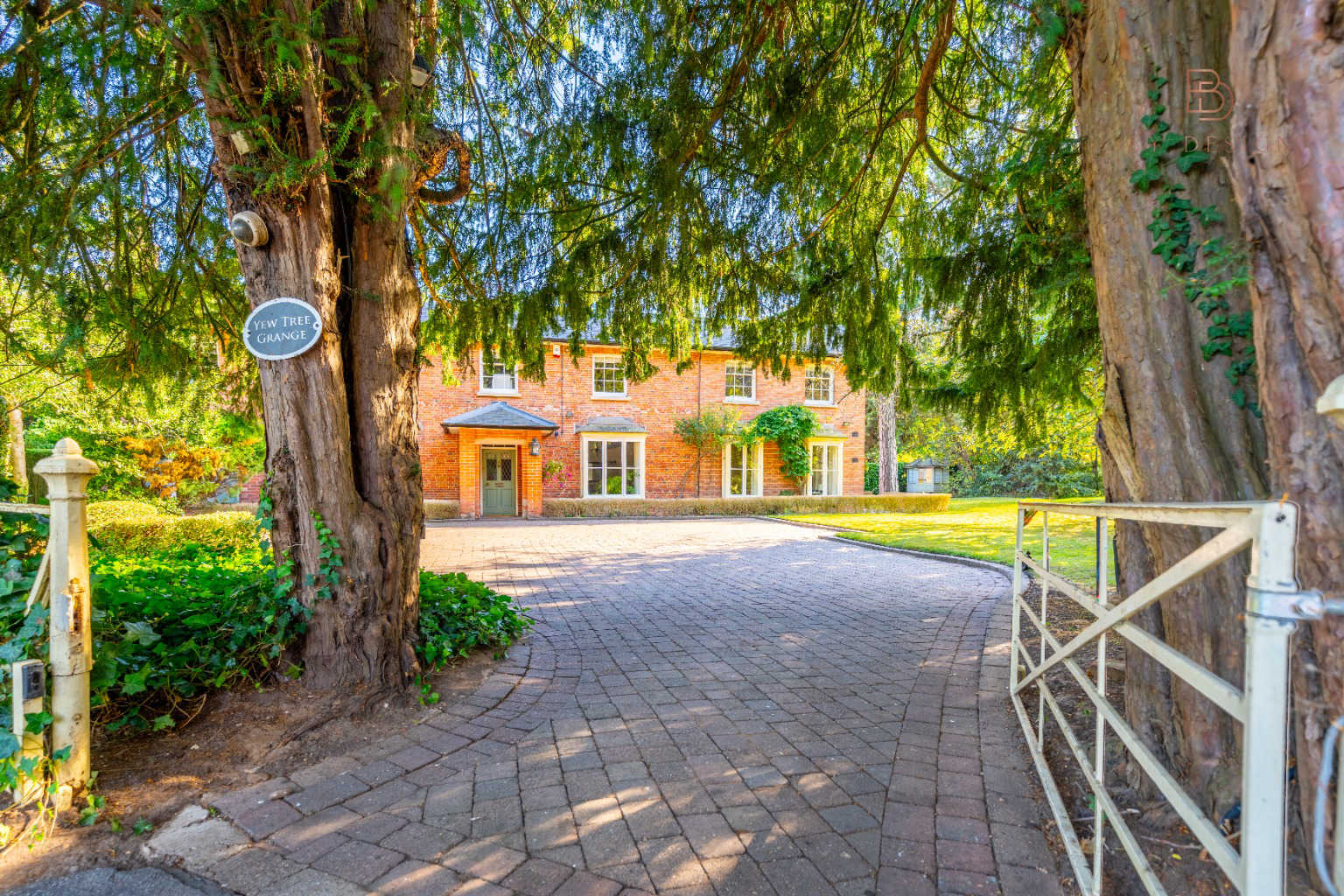 Yew Tree Grange, Nottinghamshire NG11