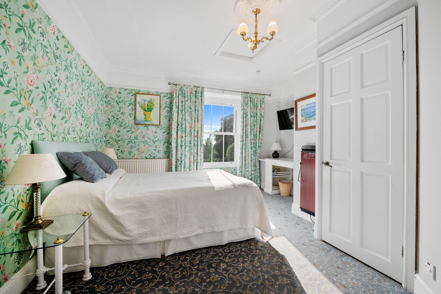 Character Home, Hill Lane, Brent Knoll, photo 47