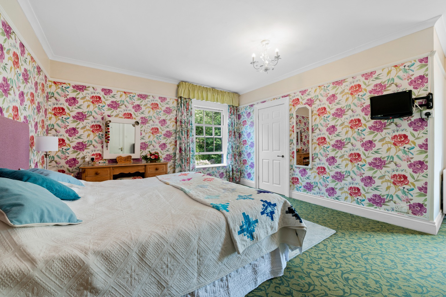 Character Home, Hill Lane, Brent Knoll, photo 39