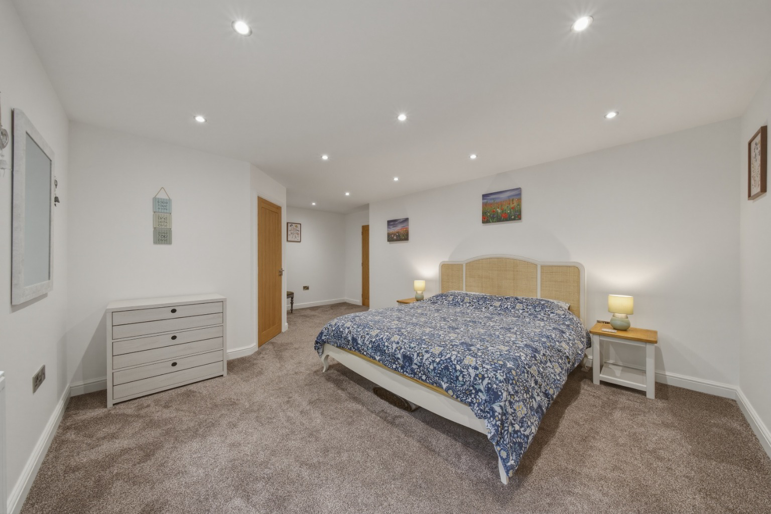 East Barn, Redmay Farm, South Scarle, photo 24