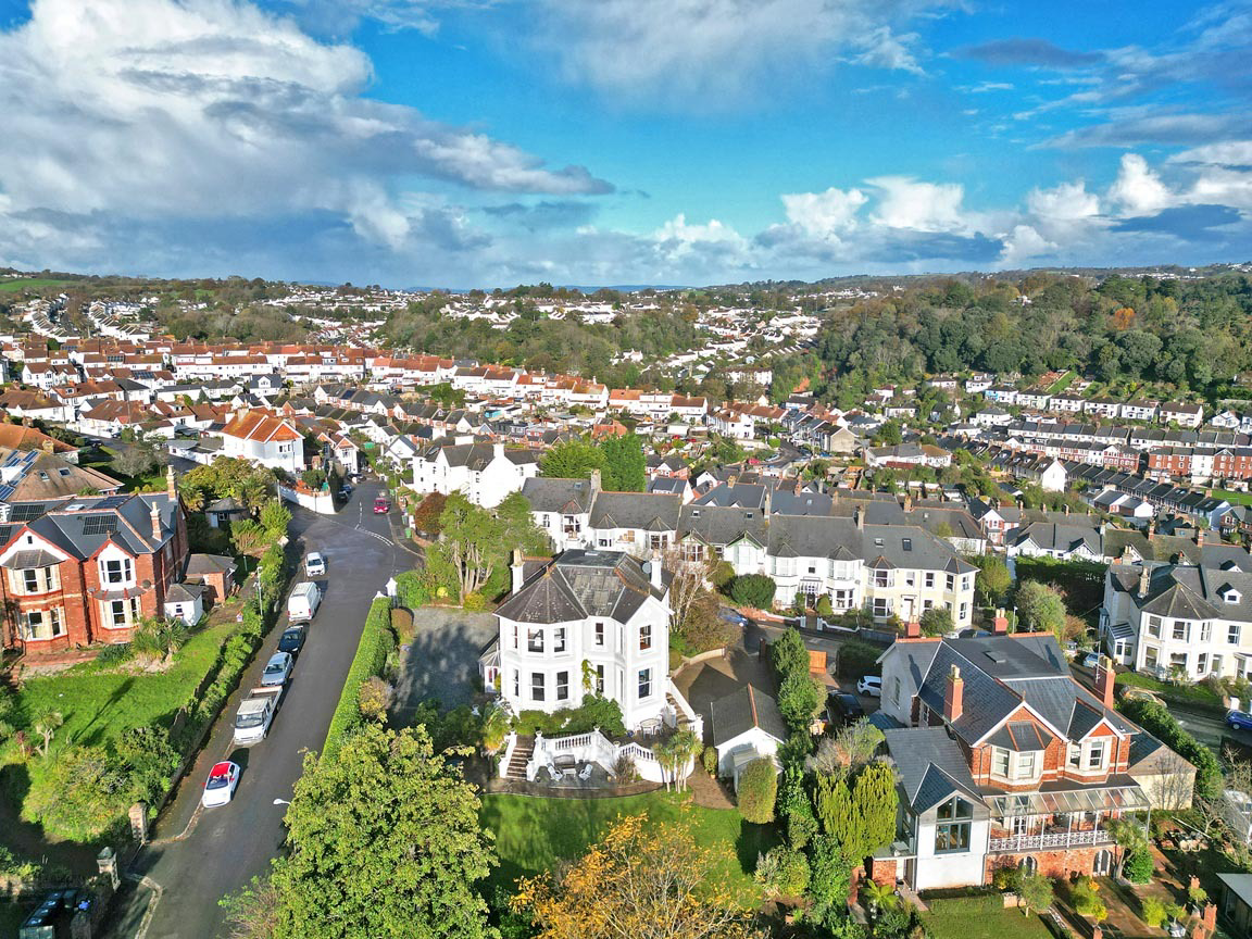 Burridge Road, Torquay, Devon, TQ2 6HG, photo 3