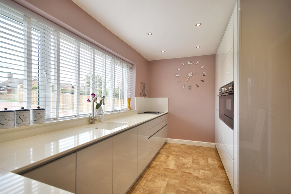 Charles Avenue, Louth LN11 0BG, photo 6