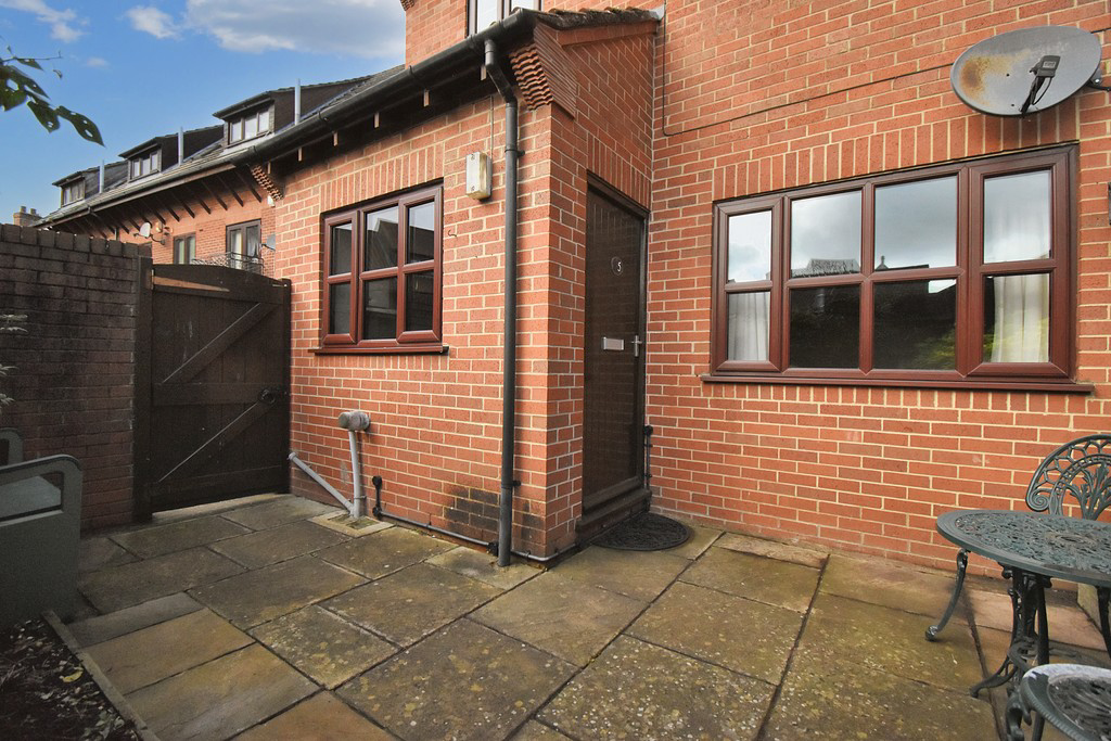 Royal Oak Court, Louth LN11 9JA, photo 3