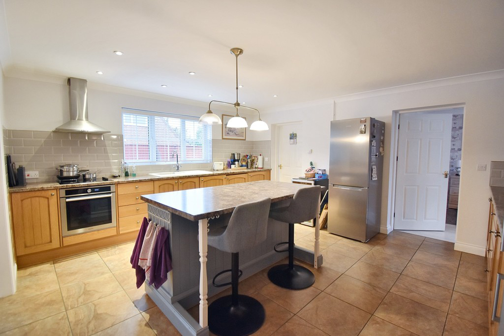 9 Squires Meadow, North Somercotes LN11 7GB