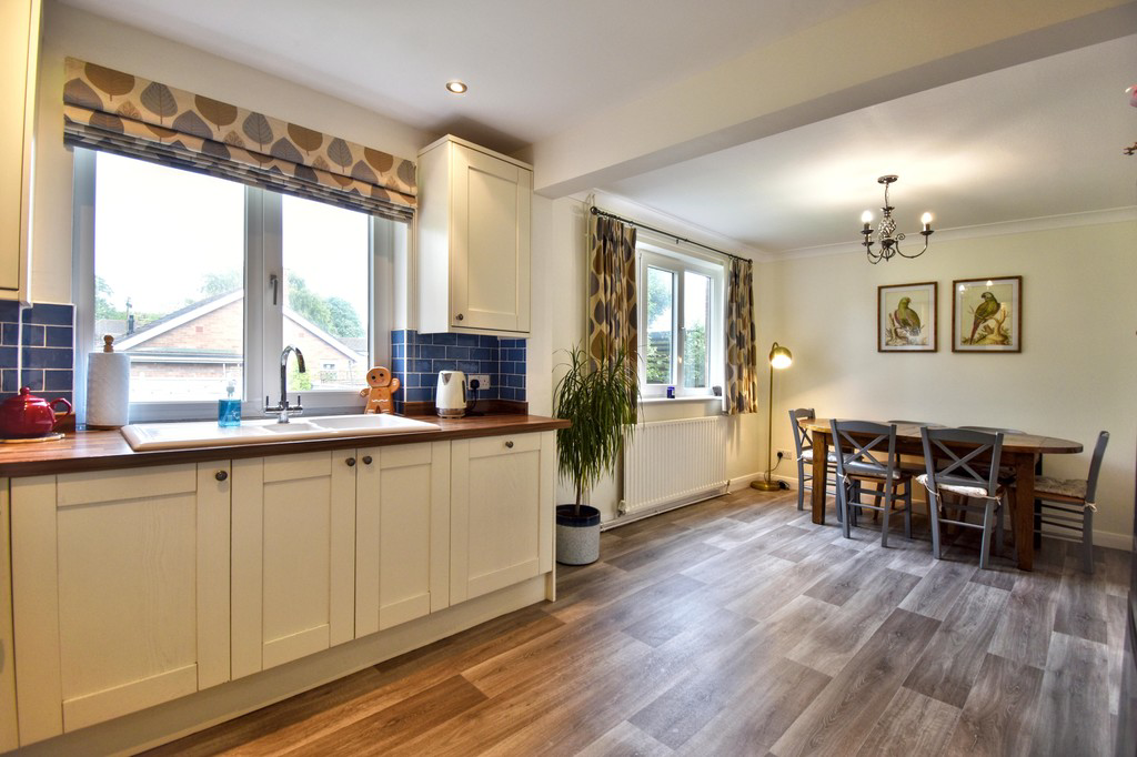 3 Elm Drive, Louth LN11 0DG, photo 8