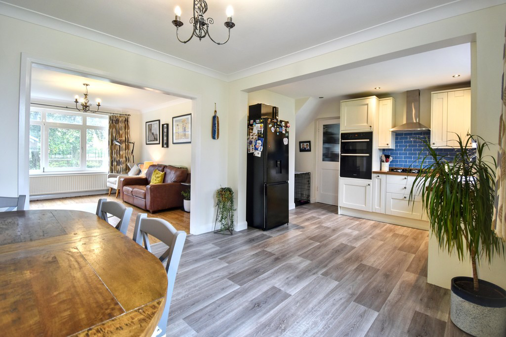3 Elm Drive, Louth LN11 0DG, photo 2