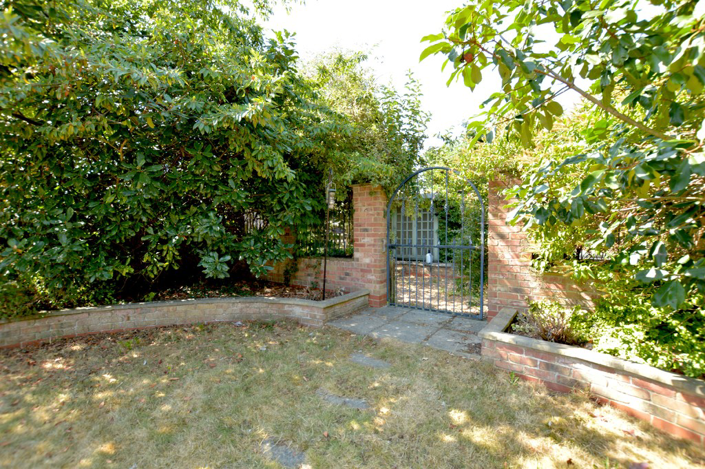 34 Chestnut Drive, Louth LN11 7AX, photo 24